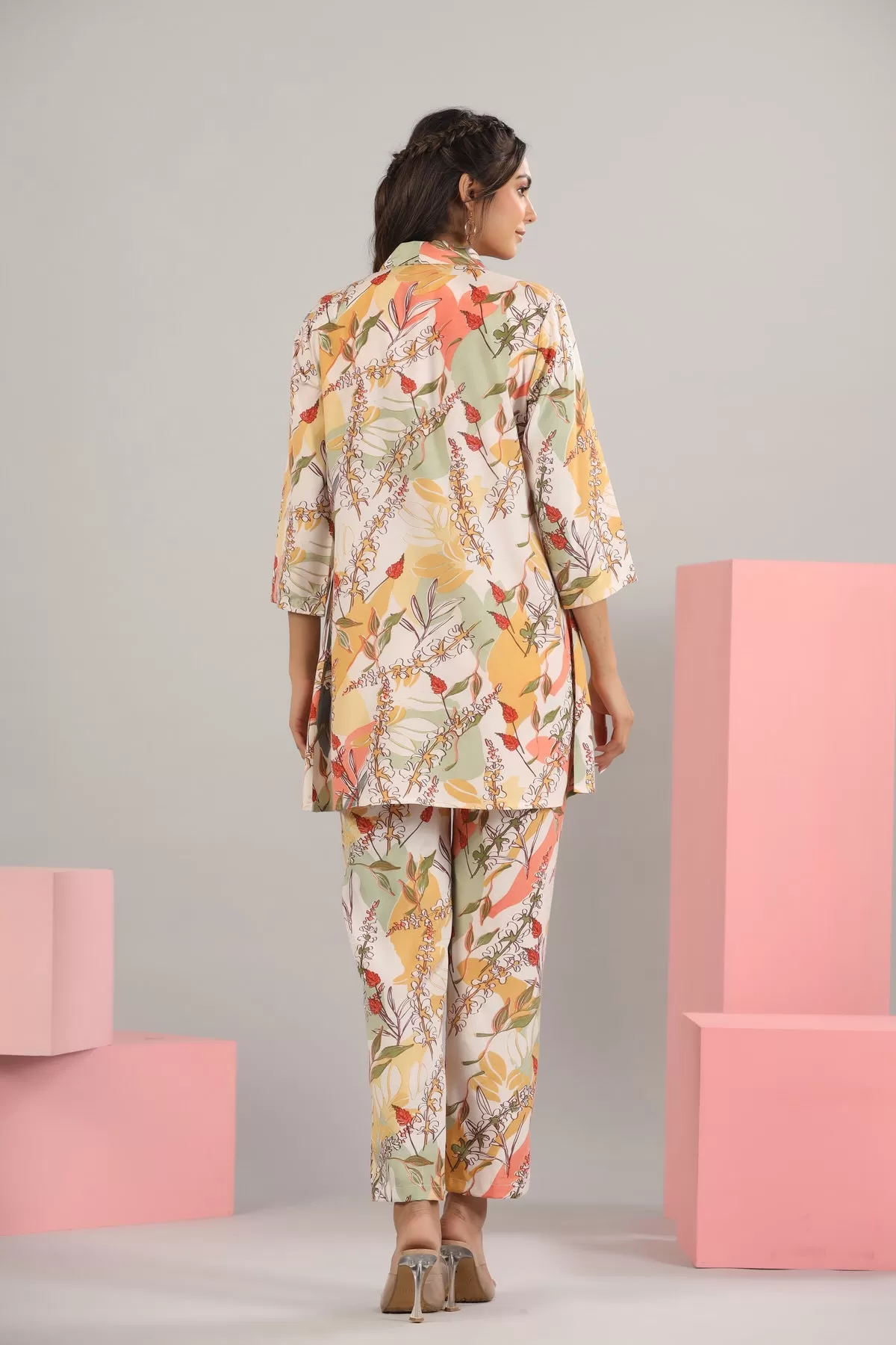 Abstract Leaves on Off-white Russian Silk Three Piece set