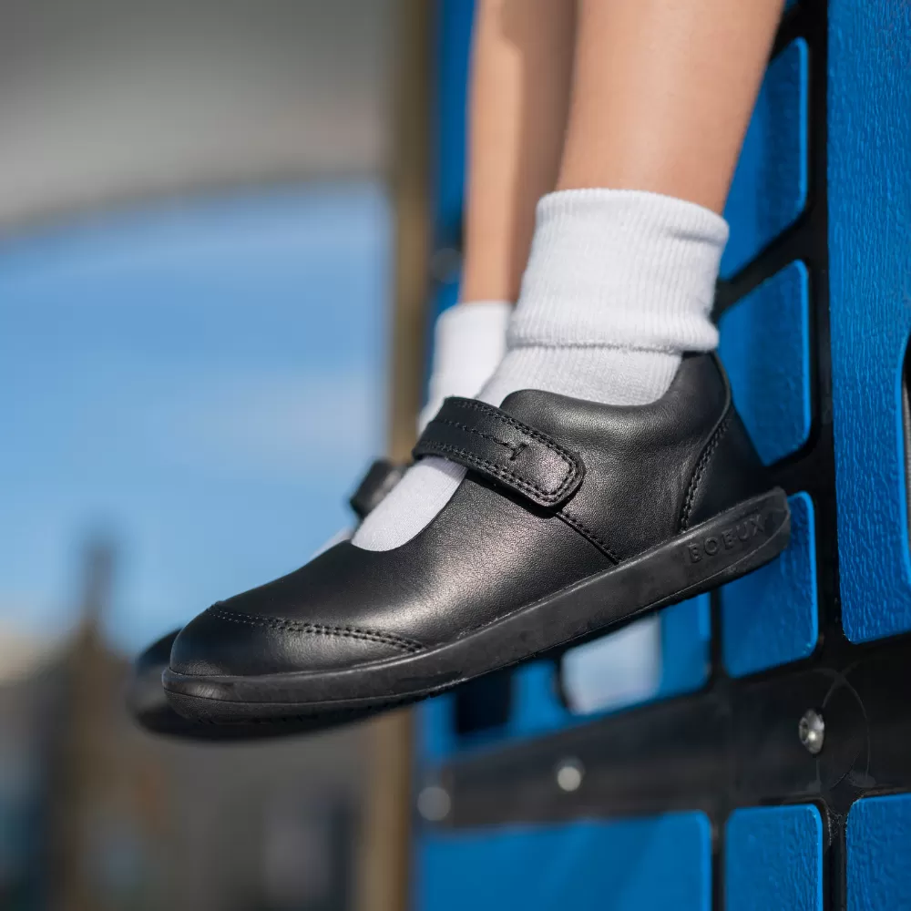 Bobux Kid  Quest Black School Shoe