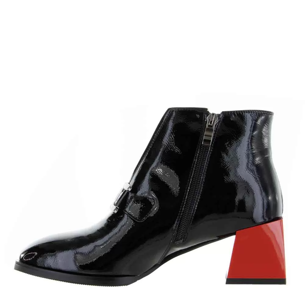 BRESLEY SHELBY BLACK PATENT