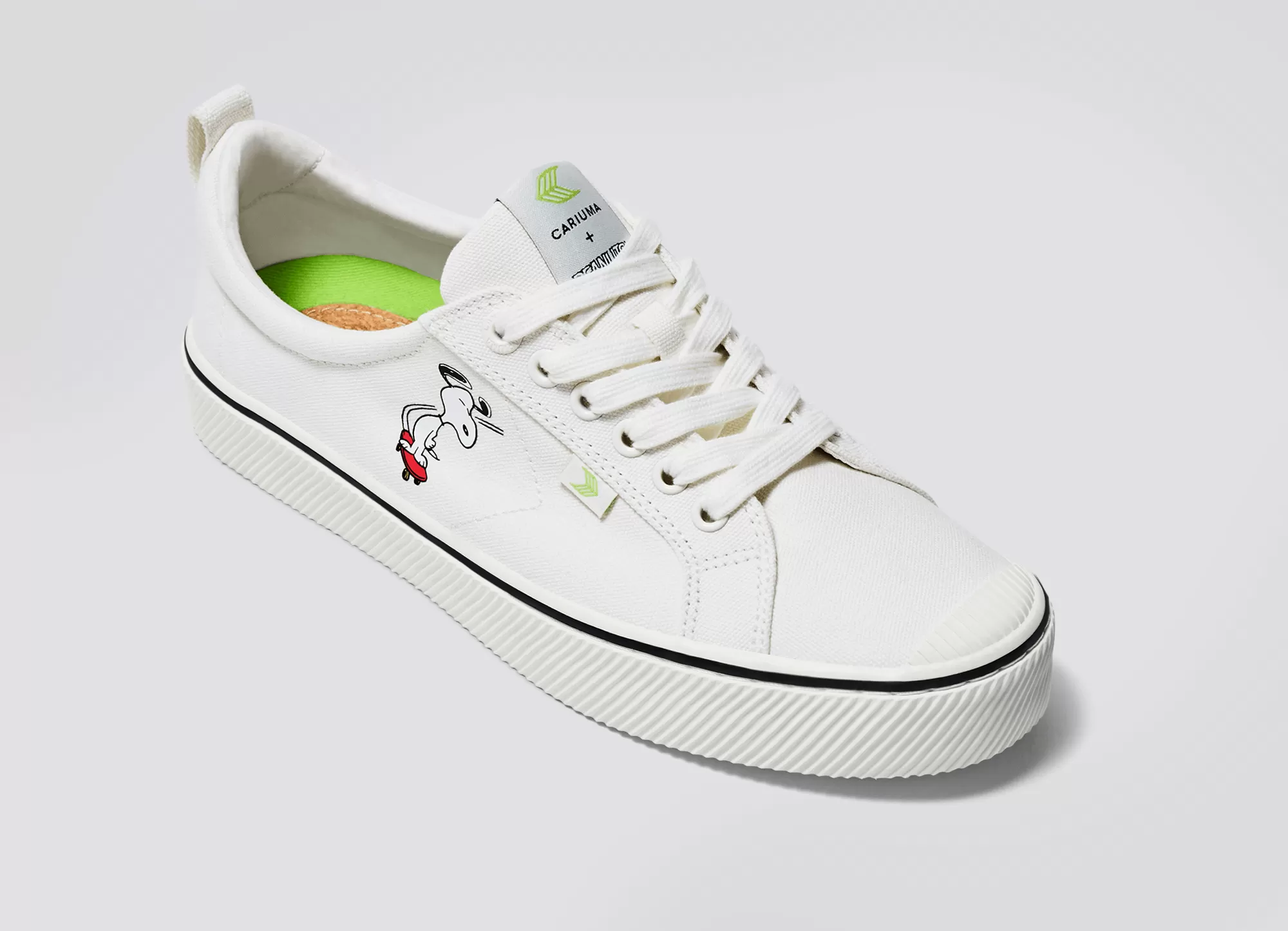 PEANUTS OCA Low Snoopy Skate Off-White Canvas Sneaker Women