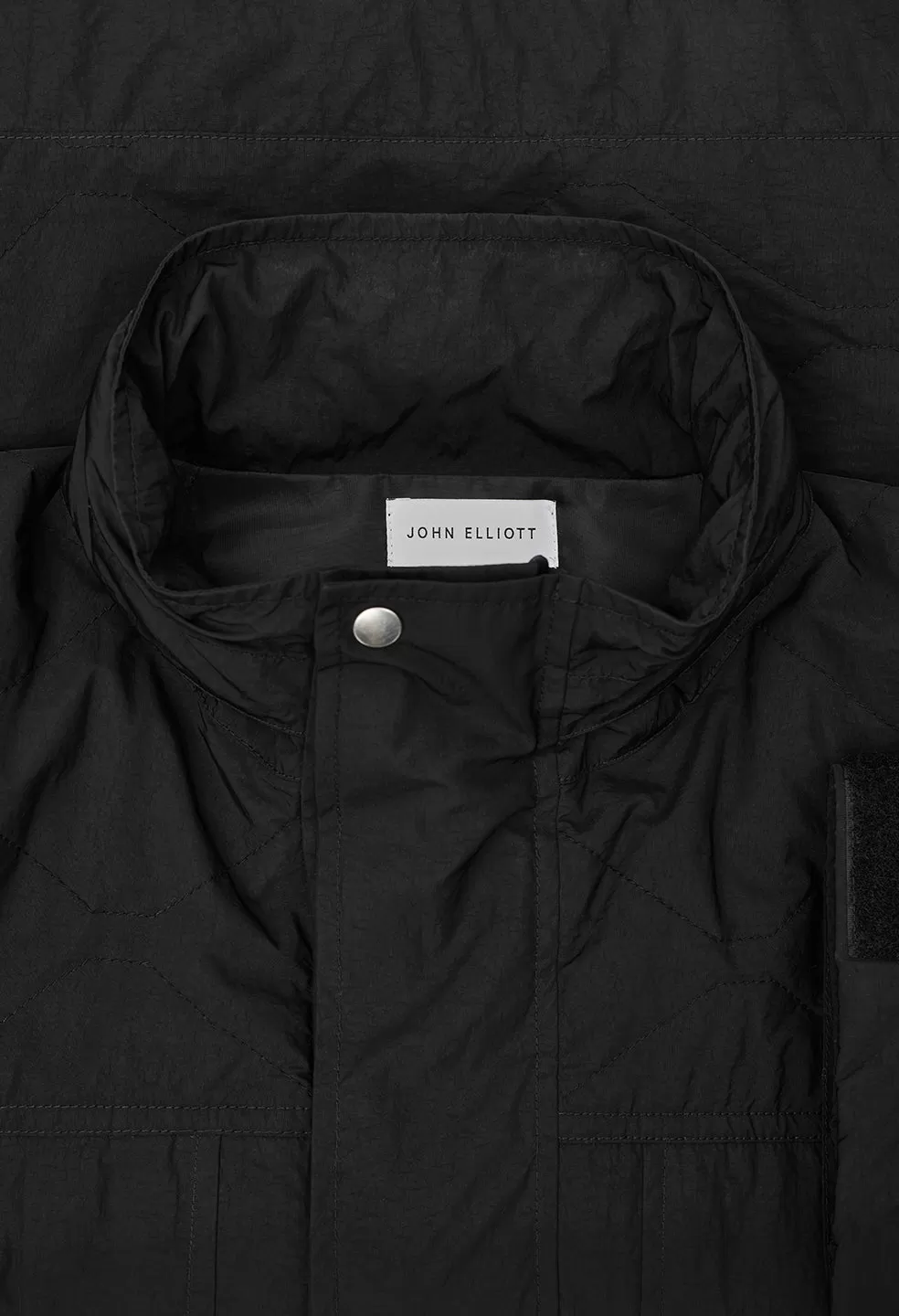 Quilted Nylon Hunting Jacket / Black